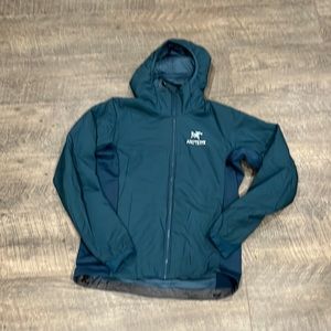 Arcteryx Men’s Small Lightweight Hoodie
